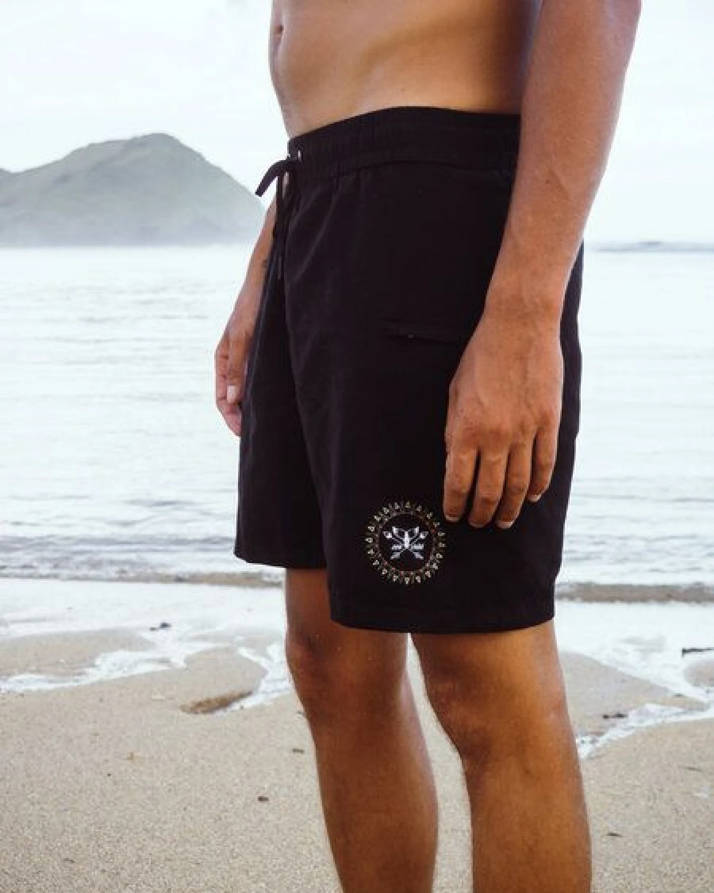 Zeachild Tribal Boardshort schwarz - recycelte Fischnetze – Ansicht 3