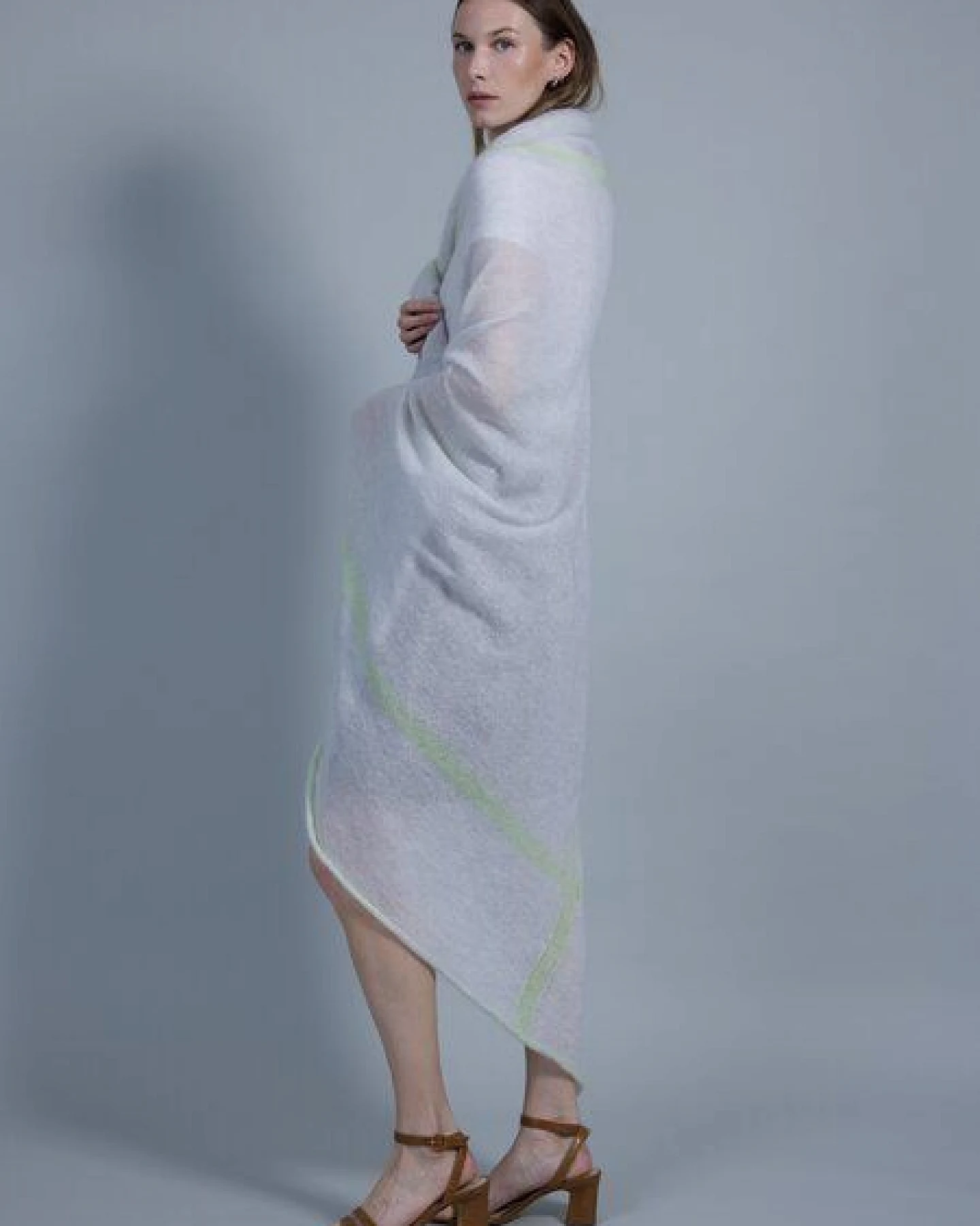 Susan's Fashion großes Mohairplaid Sue mit Karostreifen – Ansicht 4