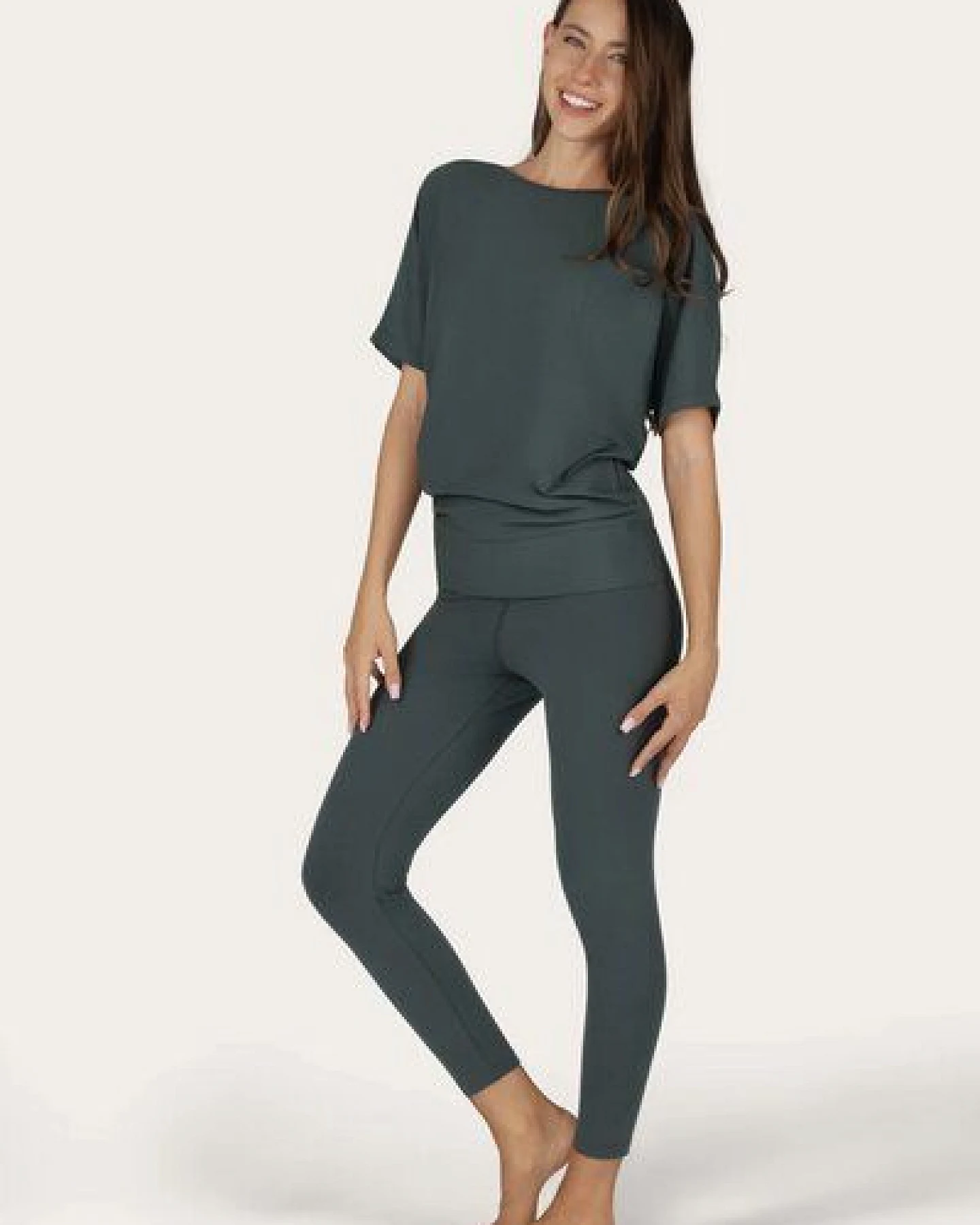 Urban Goddess Budhi Kurzarm Pilates & Yoga Shirt – Ansicht 4