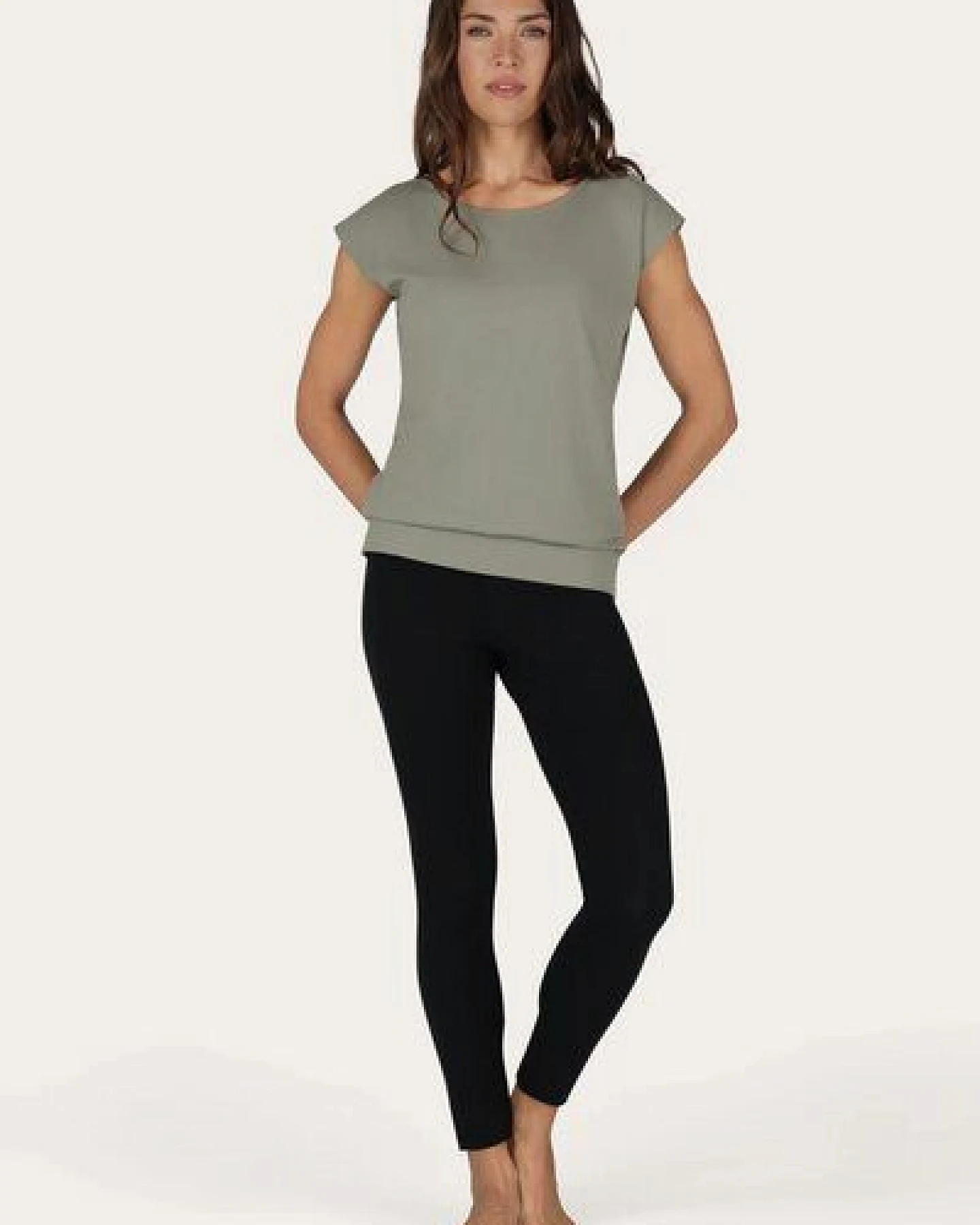 Urban Goddess Lockeres Asana-Yoga-Shirt – Ansicht 4