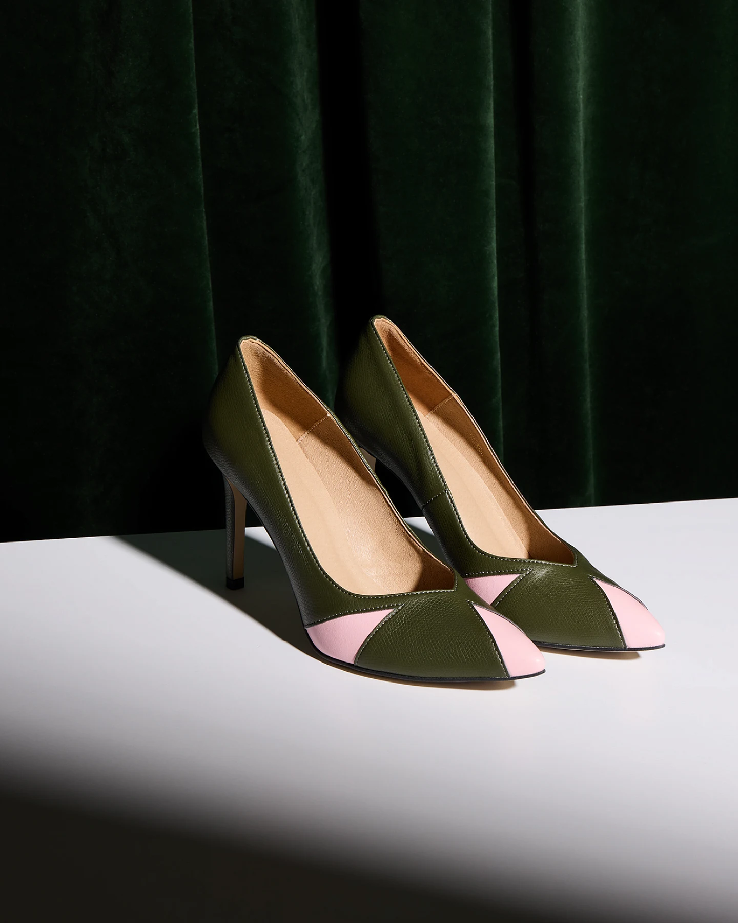 AGAZI Damen vegan Pumps Ivo Grün & Rosa – Ansicht 2