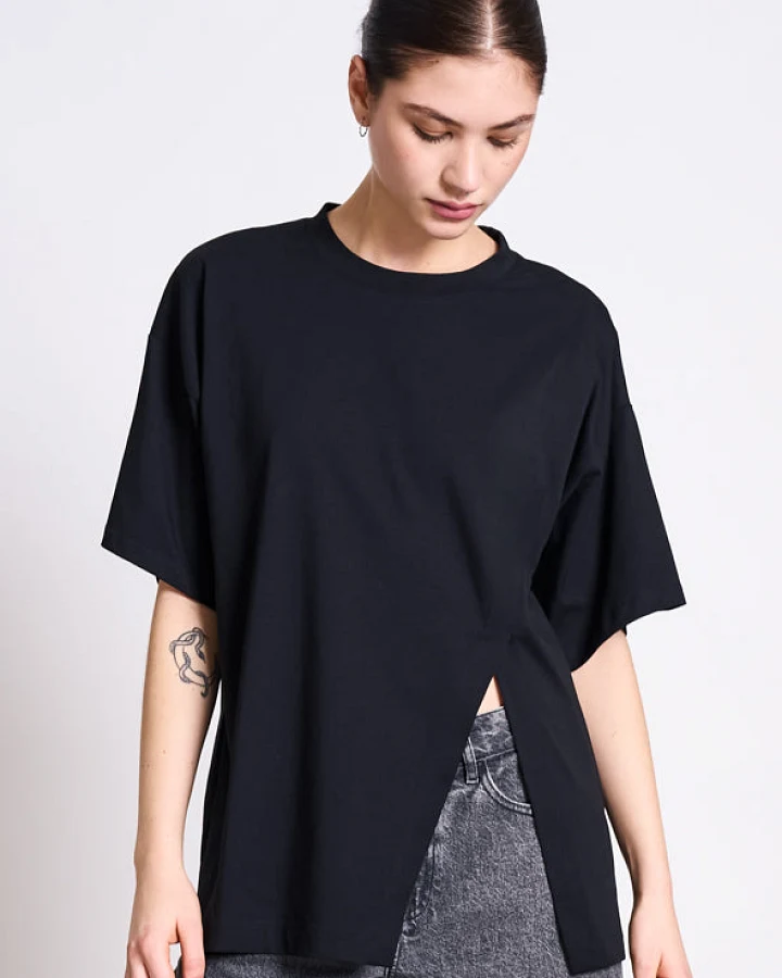 JAN 'N JUNE Damen vegan T-Shirt Nadil Geschlitzt Schwarz