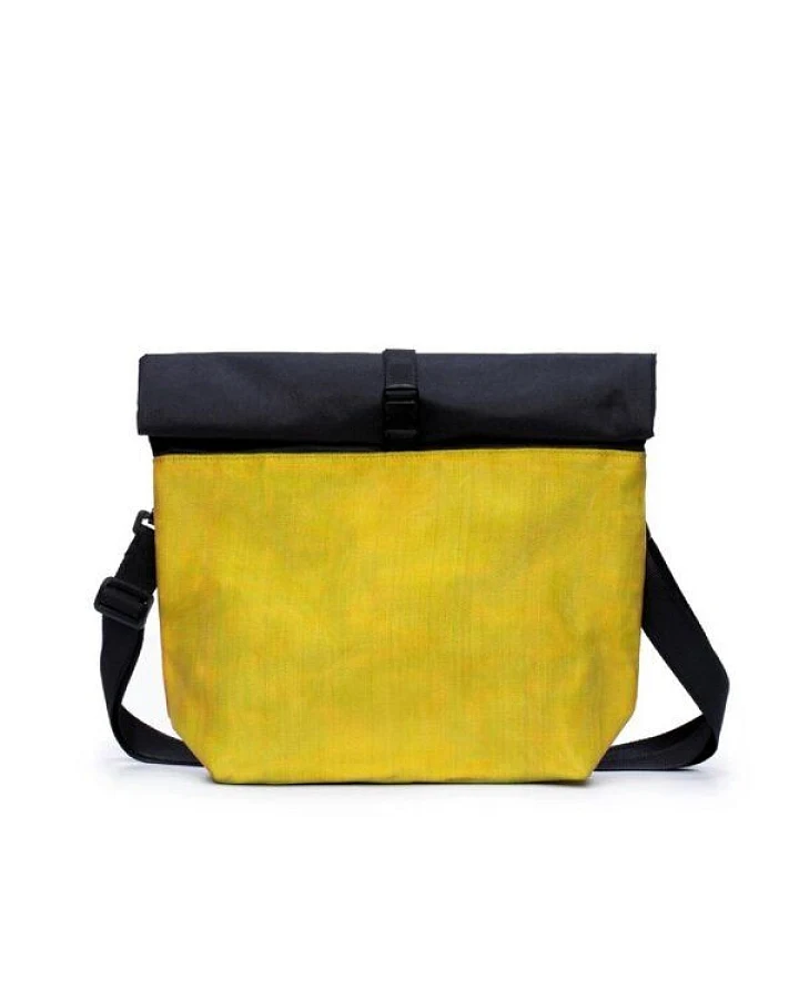 Smateria Crossbody Arrow