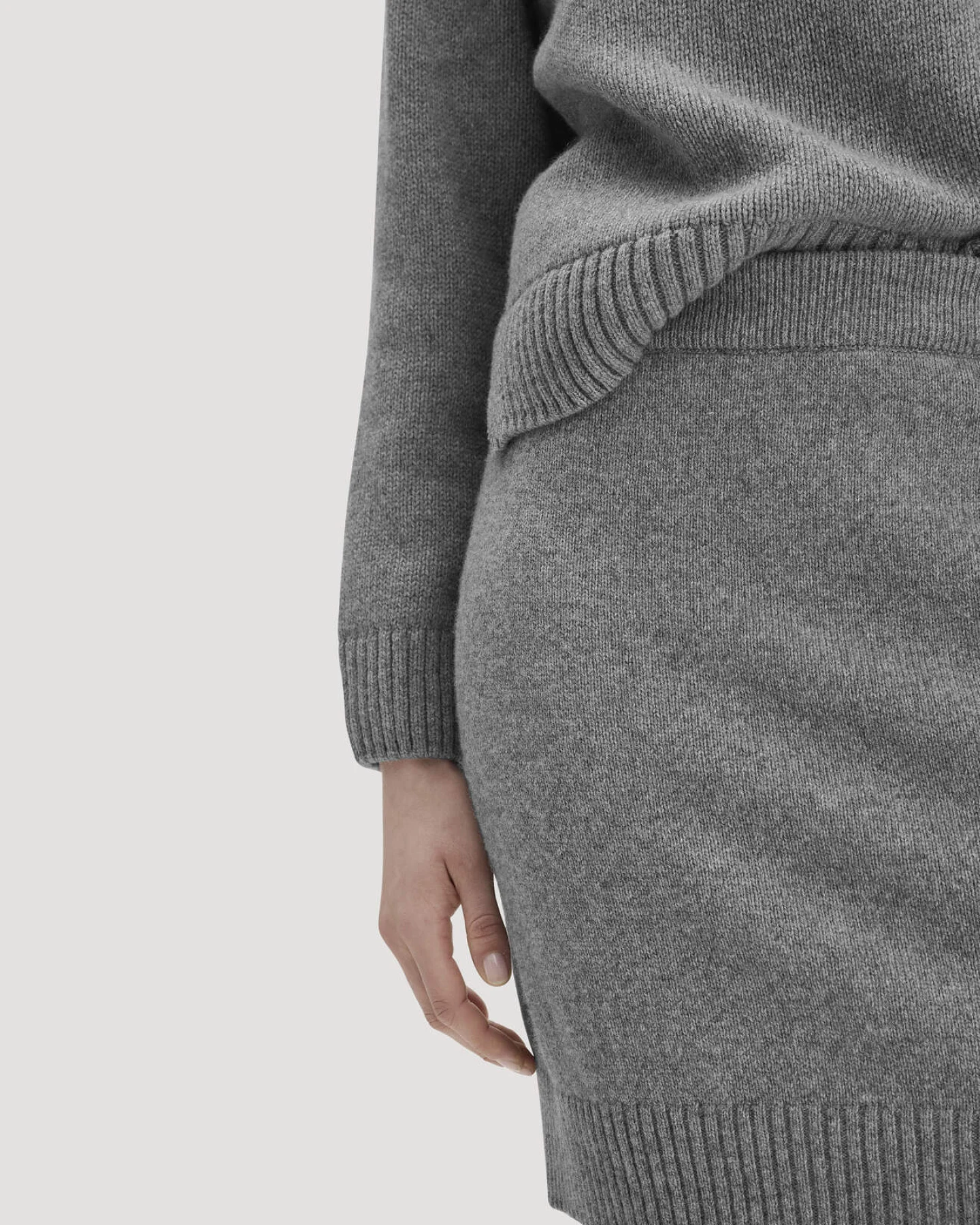 hessnatur Damen Strickrock Regular aus Bio-Merinowolle und Bio-Baumwolle - grau - Größe M – Ansicht 3