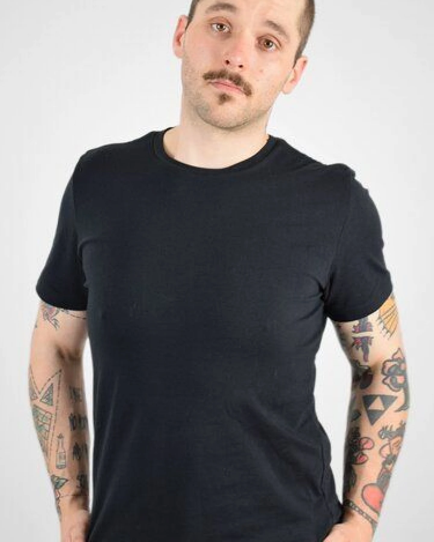 Mrs.Hippie Herren T-Shirt "Boo" aus Bio-Baumwolle – Ansicht 3