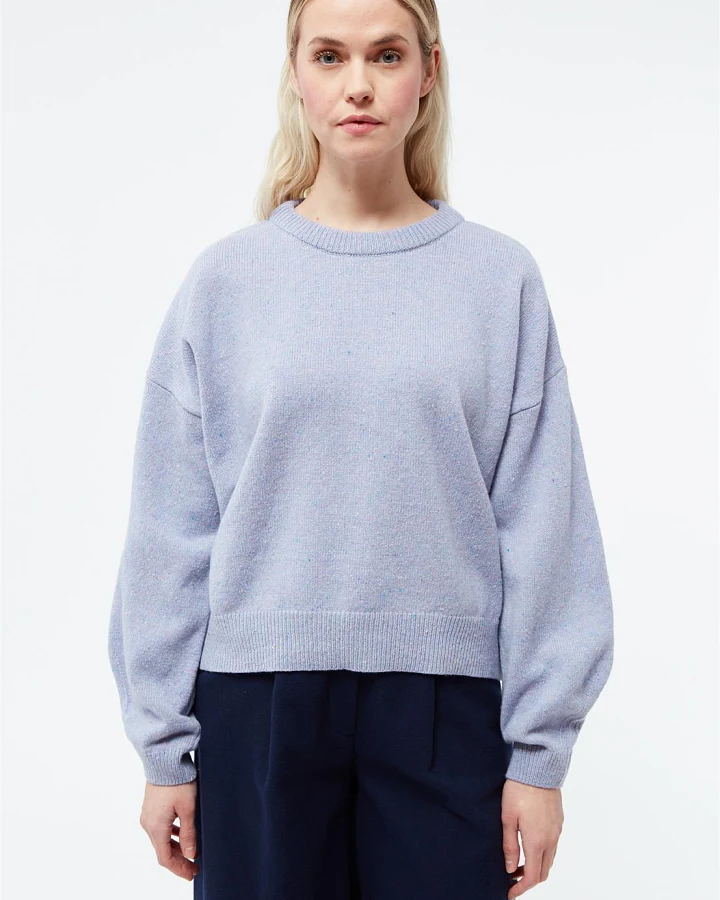 Produktseite: Wollpullover Modell: Juliana