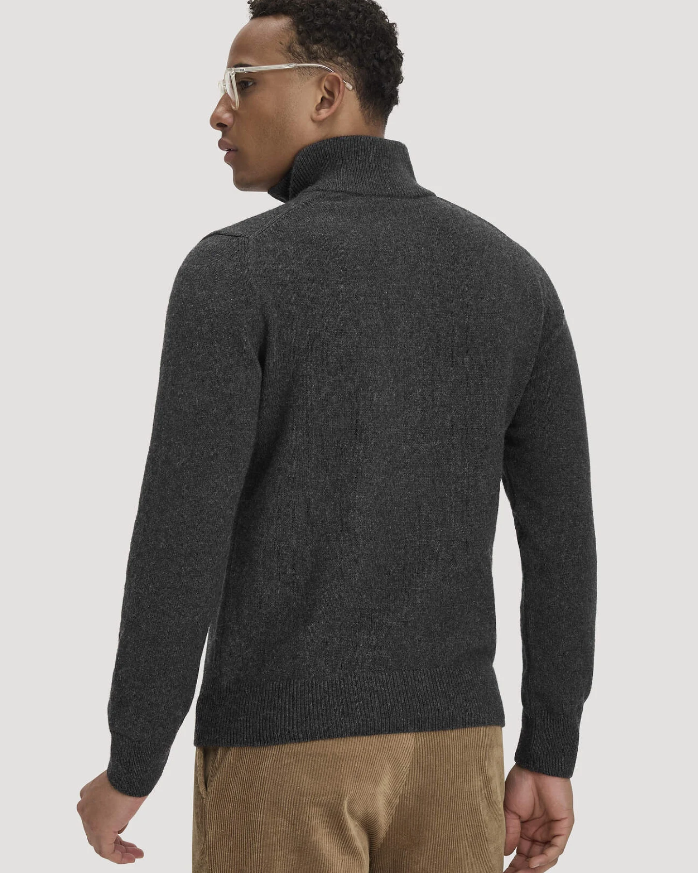 hessnatur Herren Strick Troyer Regular aus Bio-Merinowolle mit Bio-Baumwolle - grau - Größe XL – Ansicht 3