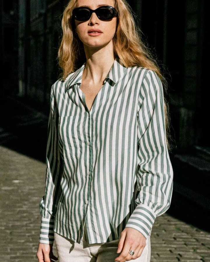 Avani Damen vegan Hemd Kauri Grün