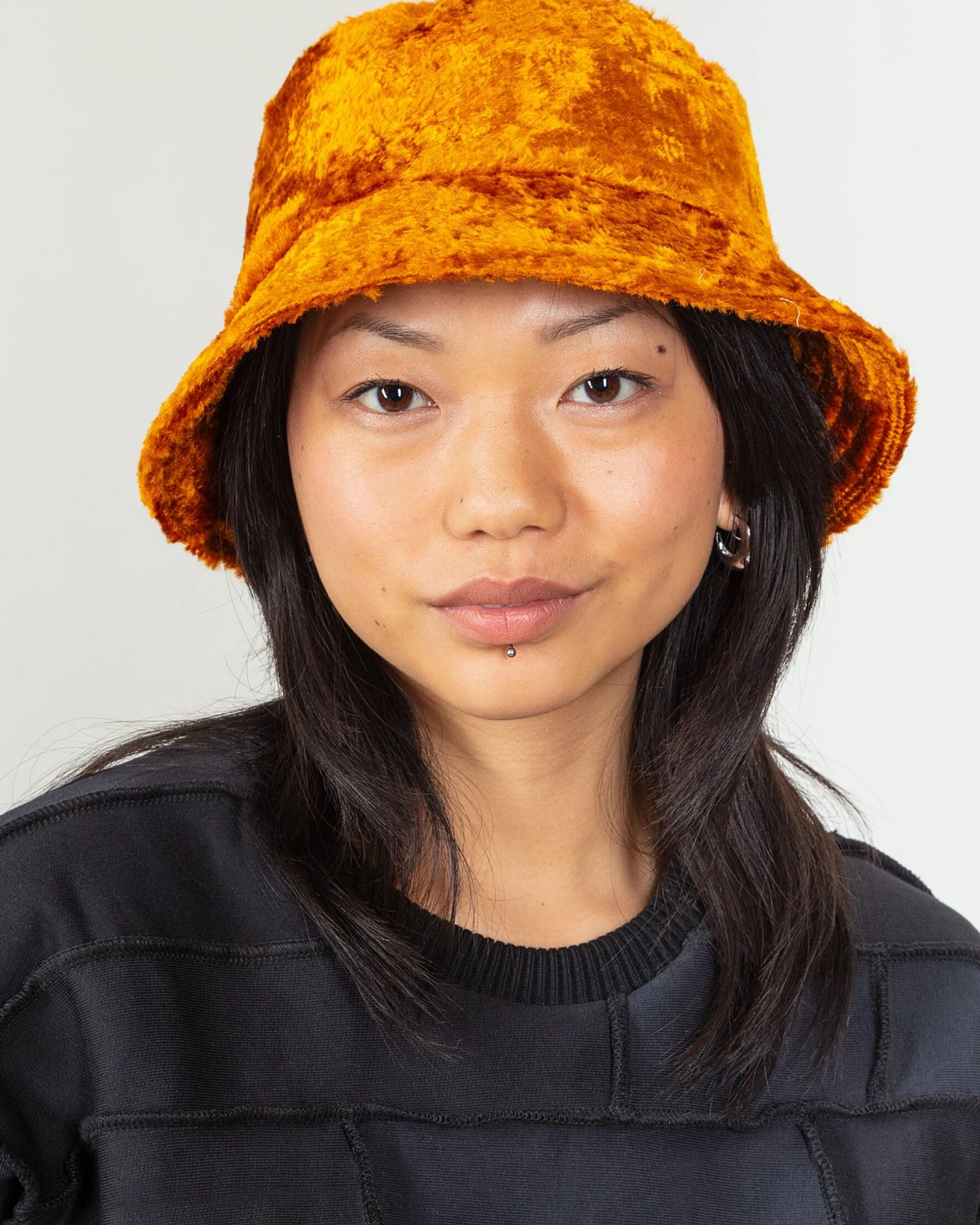 MAHLA Damen vegan Bucket Hat Gebrannte Orange – Ansicht 2