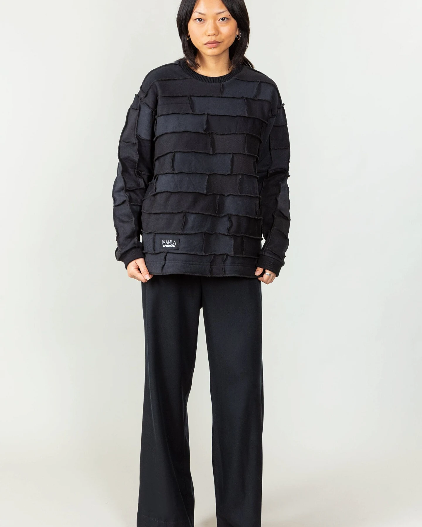MAHLA Damen vegan Jett Patchwork Sweatshirt – Ansicht 2