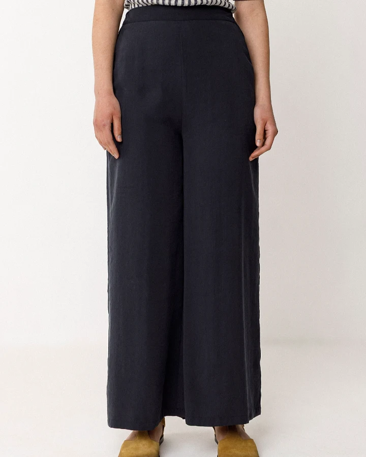 SKFK Damen vegan Hose Klodin Schwarz