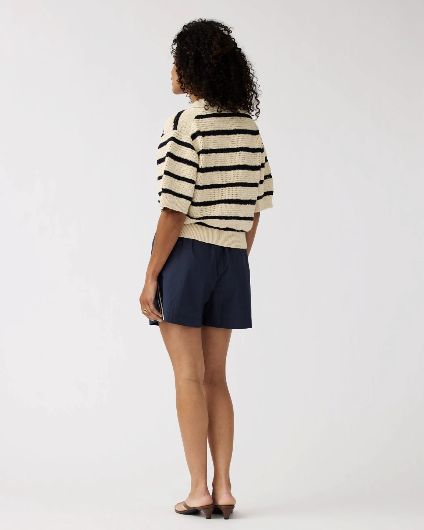 Alchemist Damen vegan Shorts Pfingstrose Tape Navy – Ansicht 2