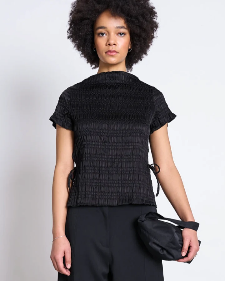 JAN N JUNE Damen vegan T-Shirt Smocked Fern Schwarz