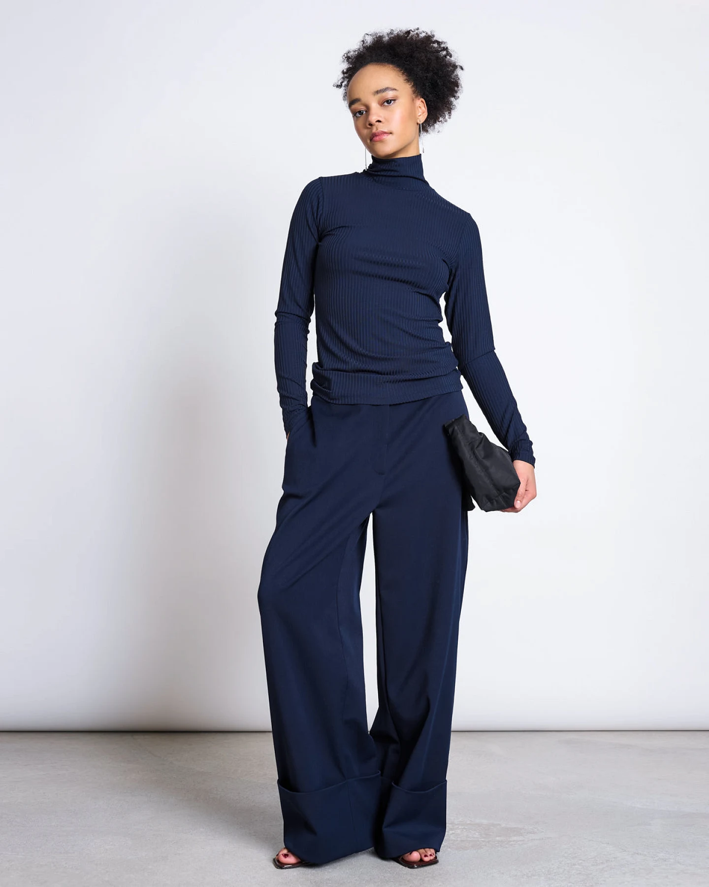 JAN 'N JUNE Damen vegan Rollkragenpullover Mio Rib Nightfall – Ansicht 2