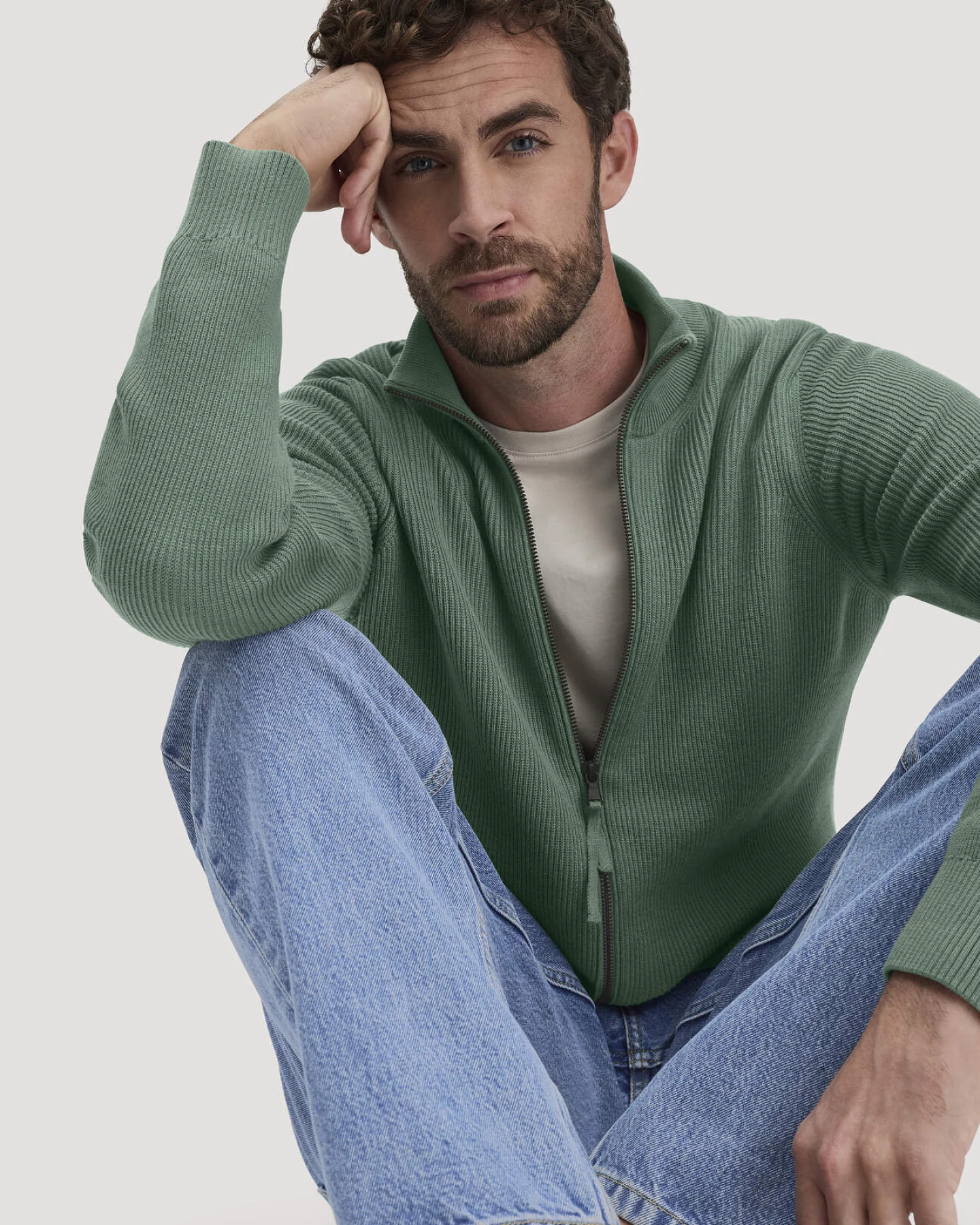 hessnatur Herren Strick Jacke Regular aus Bio-Baumwolle - grün - Größe S – Ansicht 4
