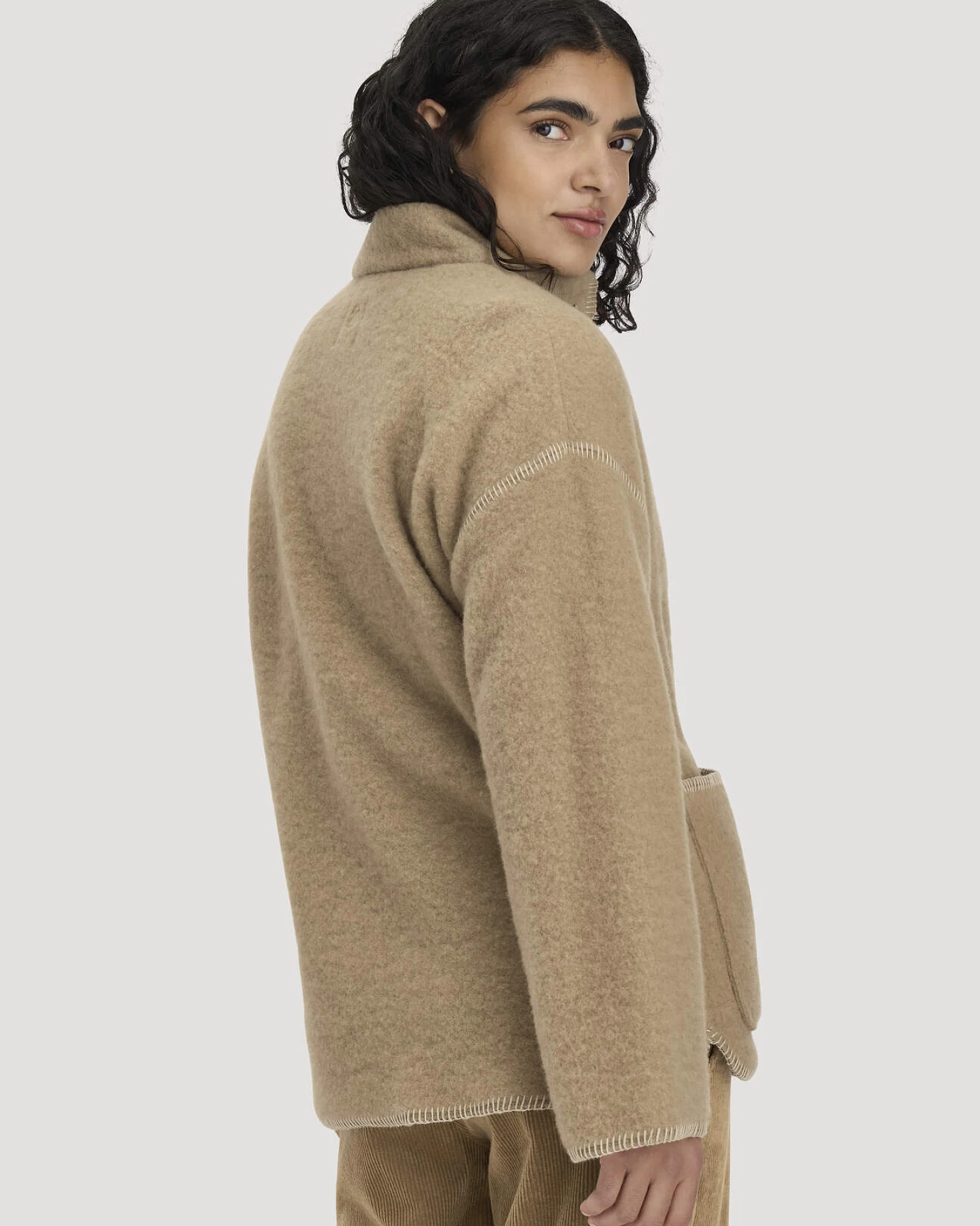 hessnatur Damen Wollfleece Jacke Boho Oversize aus Bio-Merinowolle - braun - Größe XL – Ansicht 3