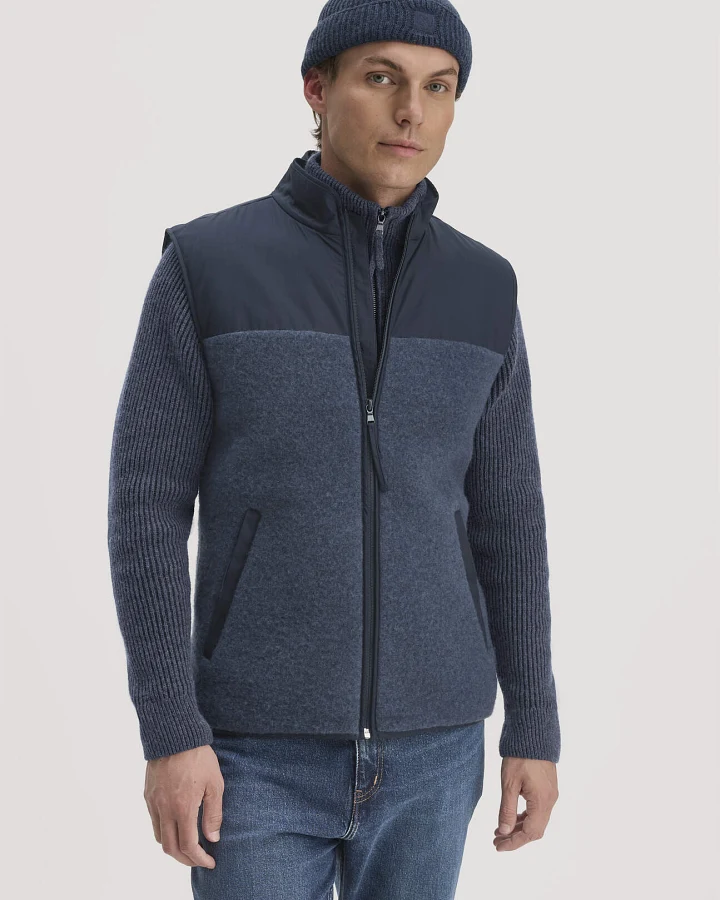 hessnatur Herren Wollfleece Weste Patched Regular aus Bio-Merinowolle - blau - Größe 48