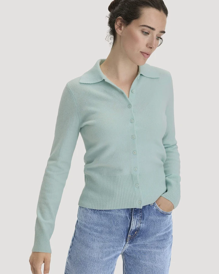 hessnatur Damen Strickjacke Regular aus Schurwolle mit Cashmere - grün - Größe L