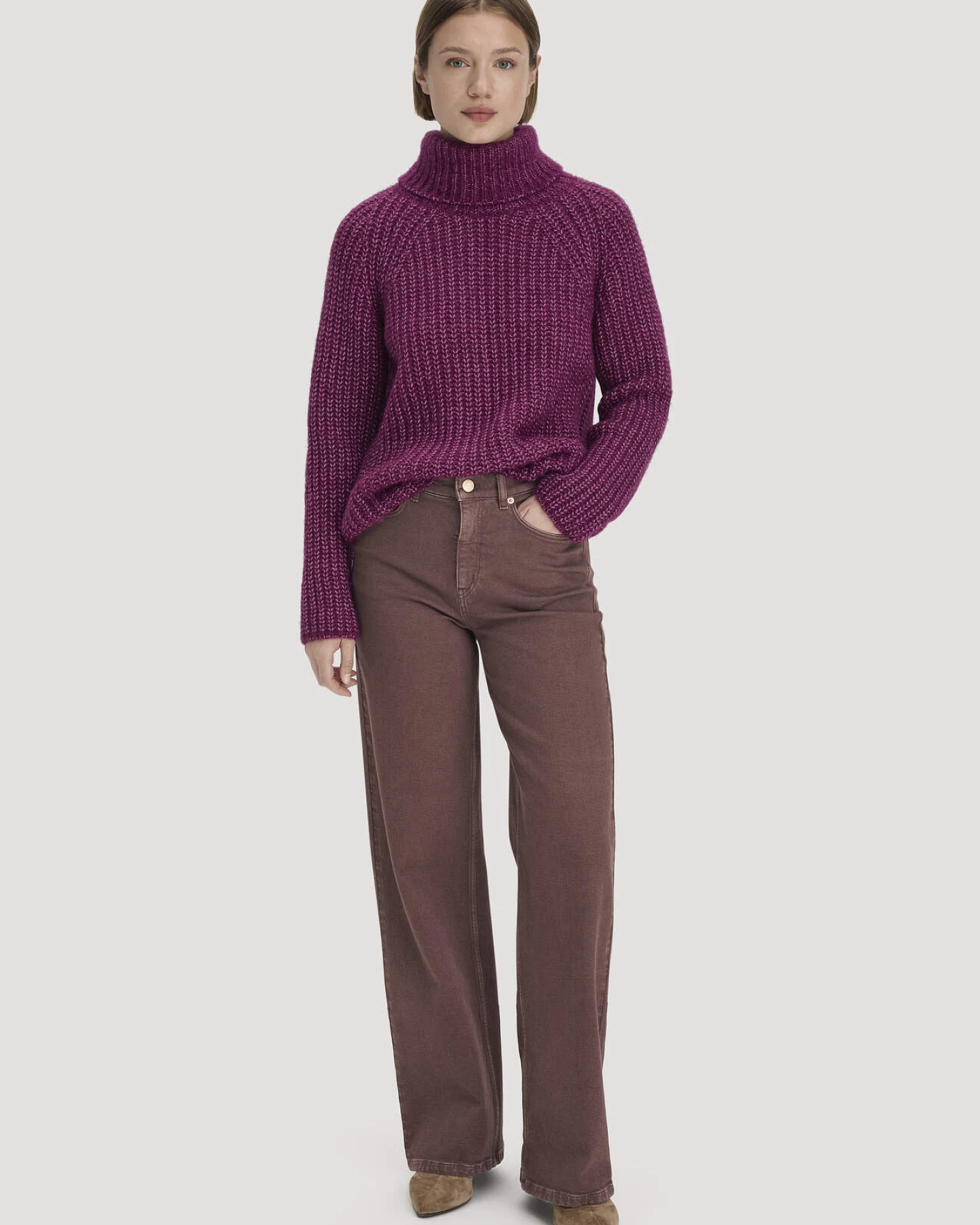 hessnatur Damen Strick Rollkragenpullover Relaxed aus Alpaka mit Bio-Baumwolle - rot - Größe L – Ansicht 2
