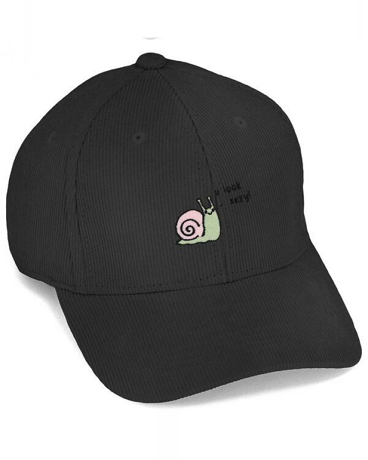Bestickte Cord Cap – Schnexy die Schnecke – LIGARTI Tiermanufaktur