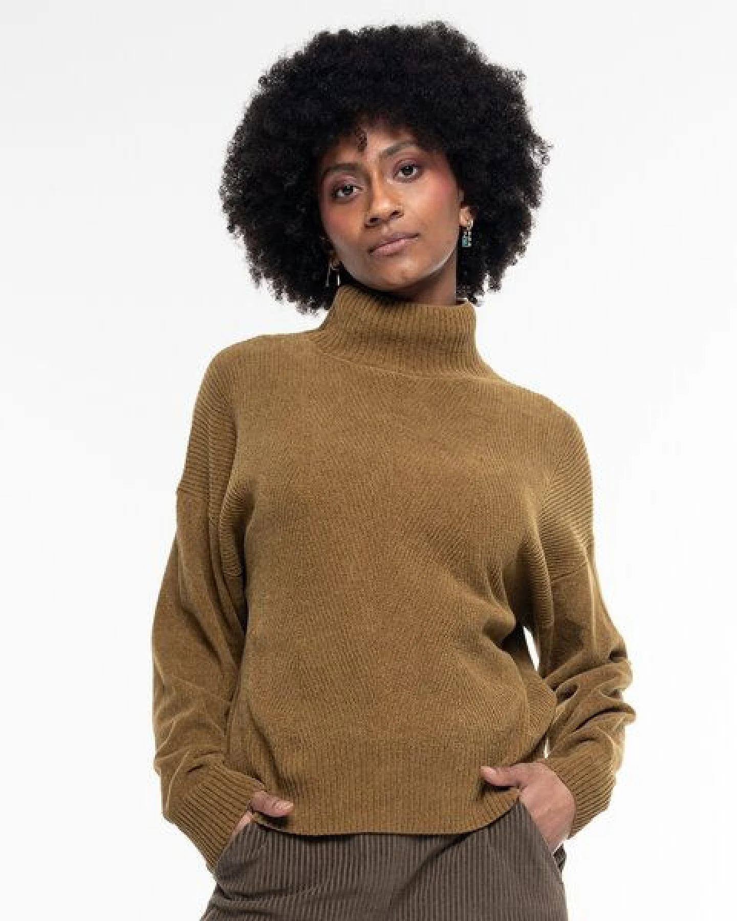 Alma & Lovis Supersofter Chenille-Pullover aus Organic Cotton – Ansicht 3