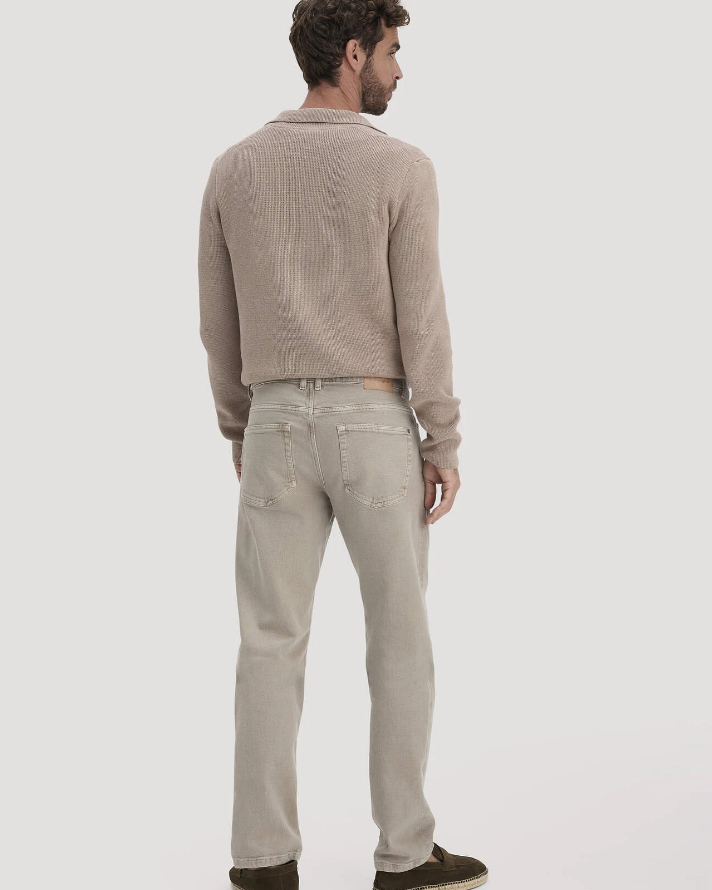 hessnatur Herren Jeans BEN Regular Straight aus Bio-Denim mit Hanf - beige - Größe 34/32 – Ansicht 2