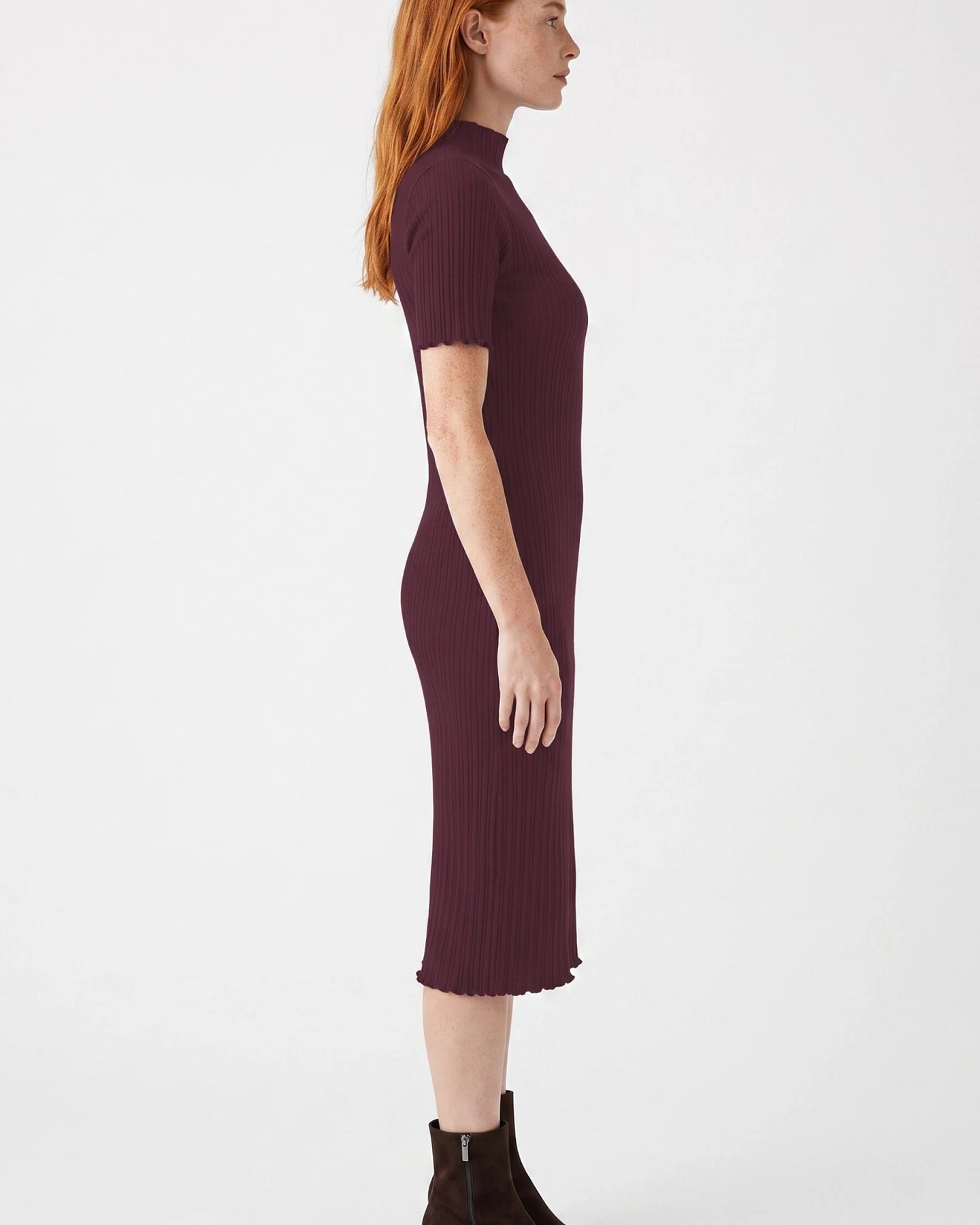 ORGANICATION Damen vegan Kleid Aus Geripptem Strick Dunkelweinrot – Ansicht 2