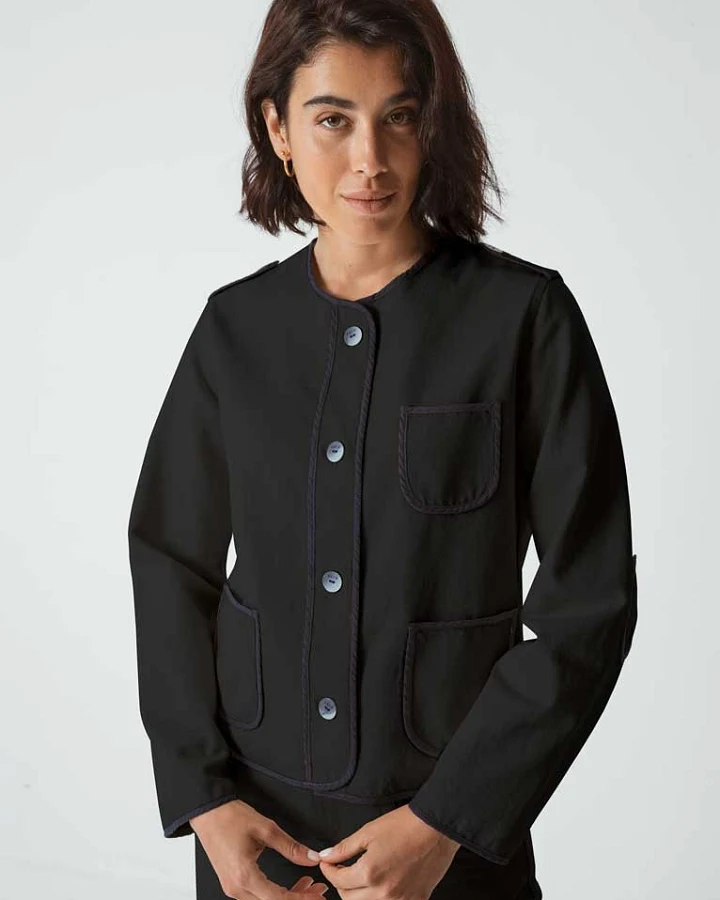 SKFK Damen vegan Jacke Kurz Lange Ärmel Verschluss Vorne Kaiku Schwarz