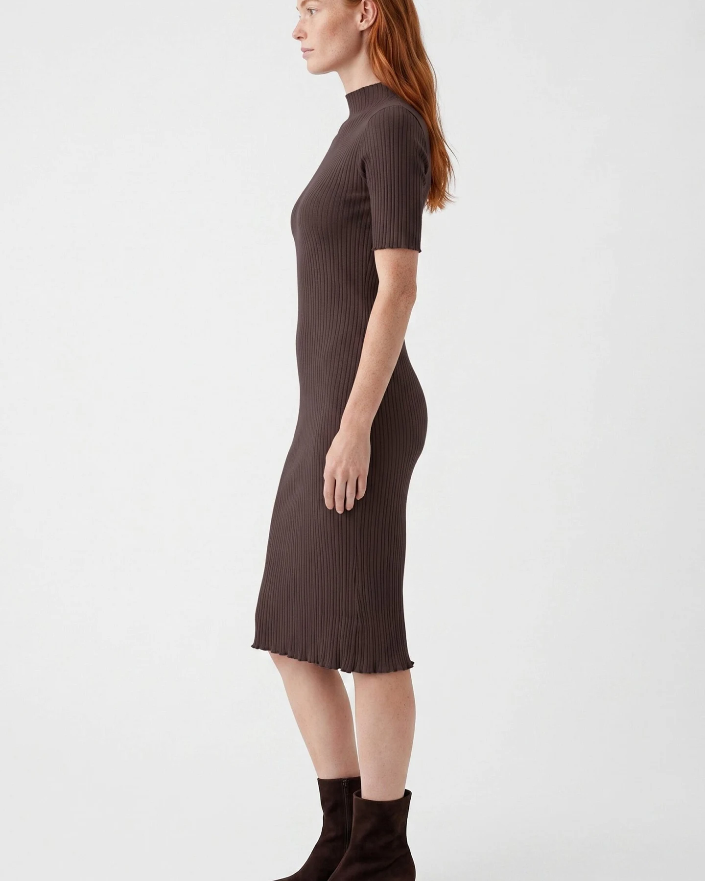 ORGANICATION Damen vegan Kleid Aus Geripptem Strick Farbe Kakao Puder – Ansicht 2