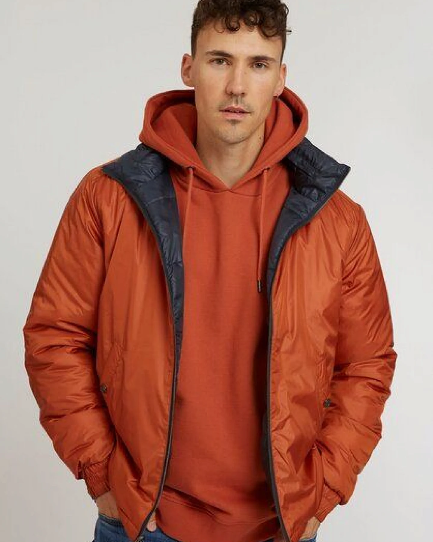 ThokkThokk Herren Kapok-Wendejacke TT2026 mit Kapok-Füllung inkl. Beanie – Ansicht 4