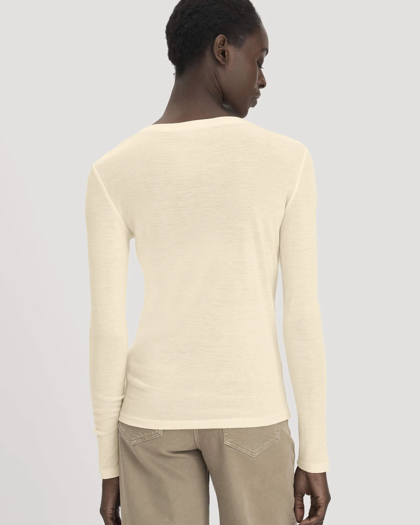 hessnatur Damen Longsleeve Slim aus Bio-Schurwolle und TENCEL™ Lyocell - gelb - Größe 38 – Ansicht 3