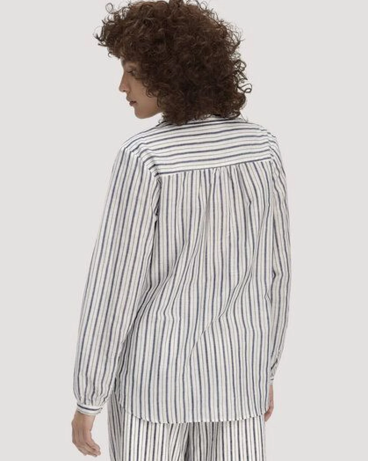 hessnatur Streifen Bluse Relaxed aus Bio-Baumwolle mit Leinen – Ansicht 2