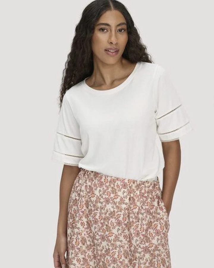 hessnatur Bohemian Lace-T-Shirt Oversize aus reiner Bio-Baumwolle