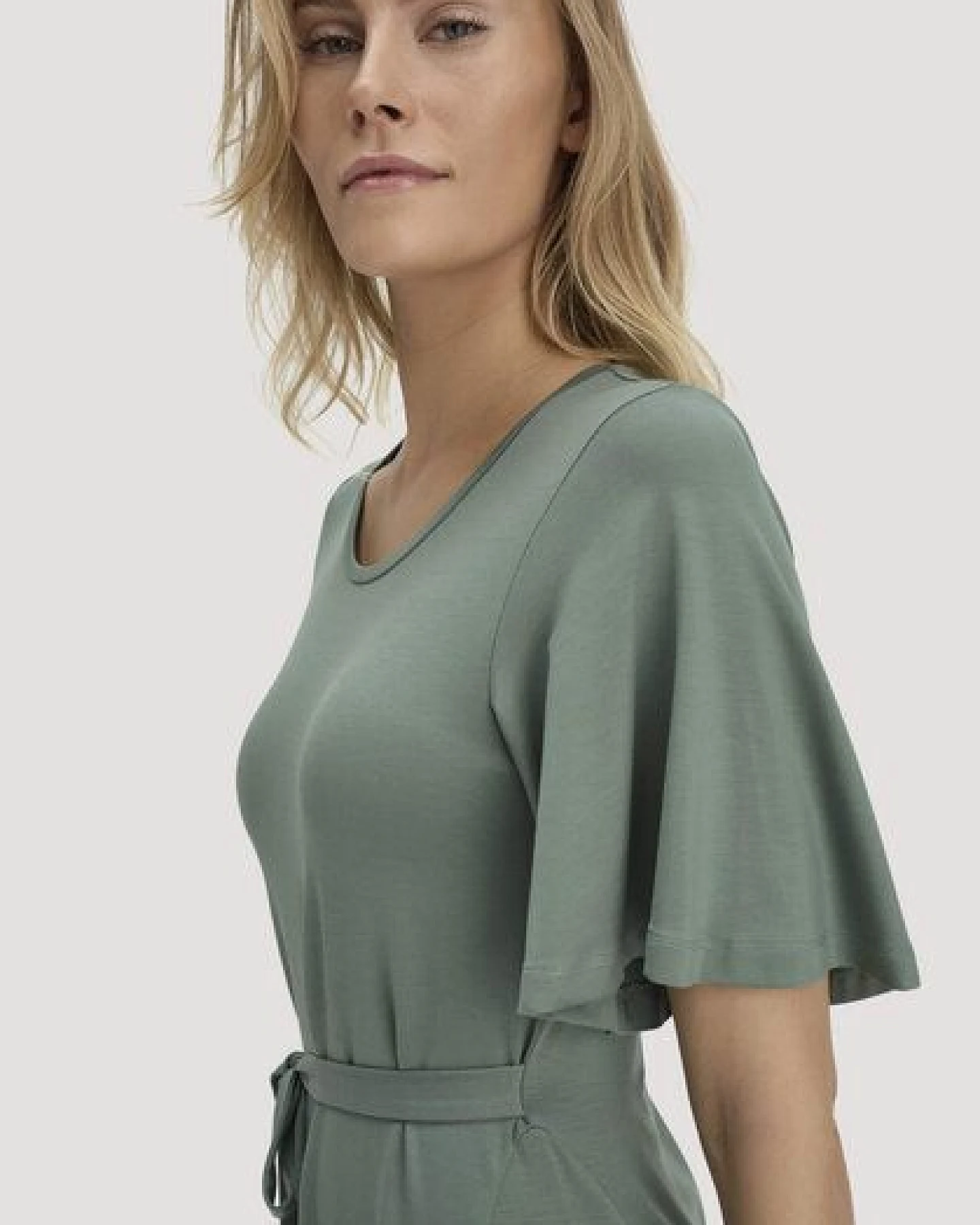hessnatur Jersey Kleid Kniebedeckend Slim aus TENCEL Lyocell – Ansicht 2
