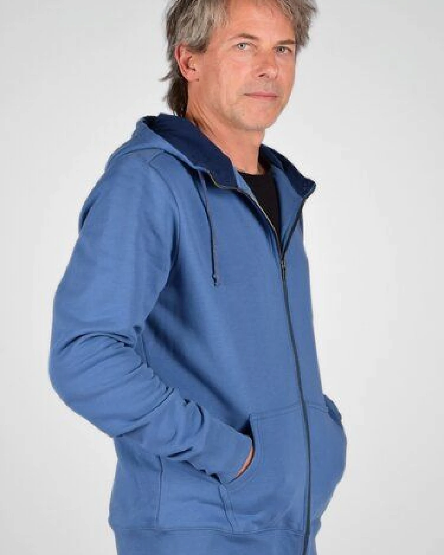 Mrs.Hippie Herren-Sweatjacke "Matthew" mit Kapuze aus Bio-Baumwolle – Ansicht 4