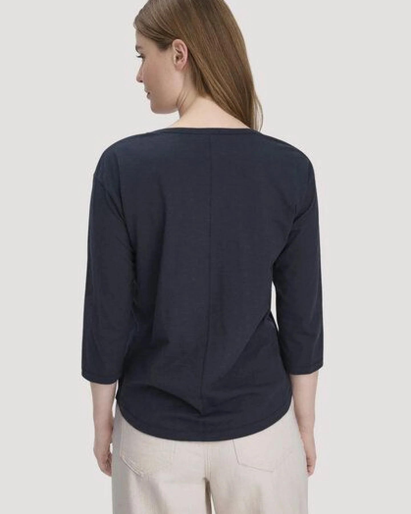hessnatur Light Slub Longsleeve Relaxed aus reiner Bio-Baumwolle – Ansicht 2