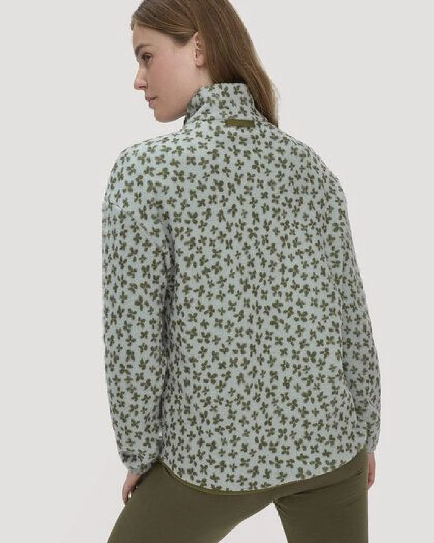 hessnatur Fleece Jacke Relaxed ACTIVE LIGHT aus reiner Bio-Baumwolle – Ansicht 2