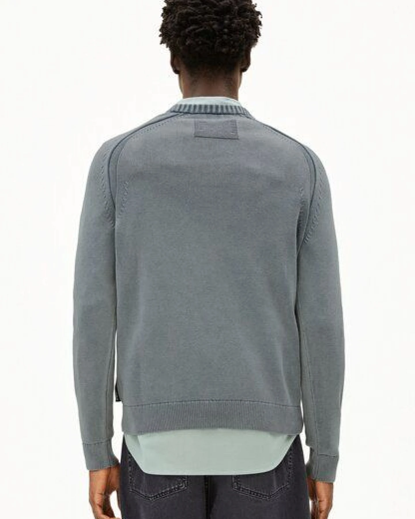 ARMEDANGELS VAANJO GMT DYE Herren Pullover aus Bio-Baumwolle – Ansicht 2