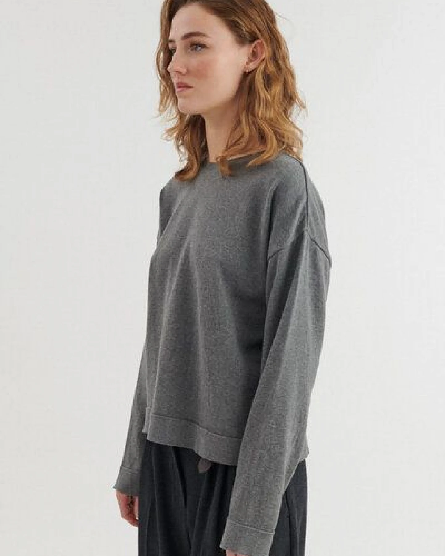 Basic Apparel Rundhals-Pullover KARI aus Bio-Baumwolle – Ansicht 3