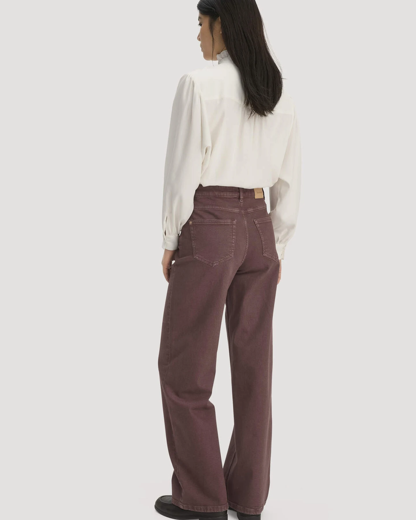 hessnatur Damen Jeans ALVA Wide Leg GARMENT DYE aus Bio-Baumwolle mit recycelter Baumwolle - rot - Größe 27/32 – Ansicht 2