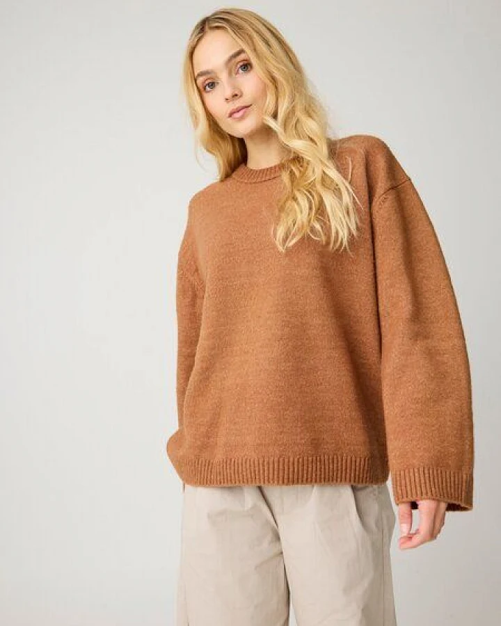 KnowledgeCotton Apparel Soufflé Strickpullover mit Rundhalsausschnitt - Relaxed Fit - aus recyceltem Polyester