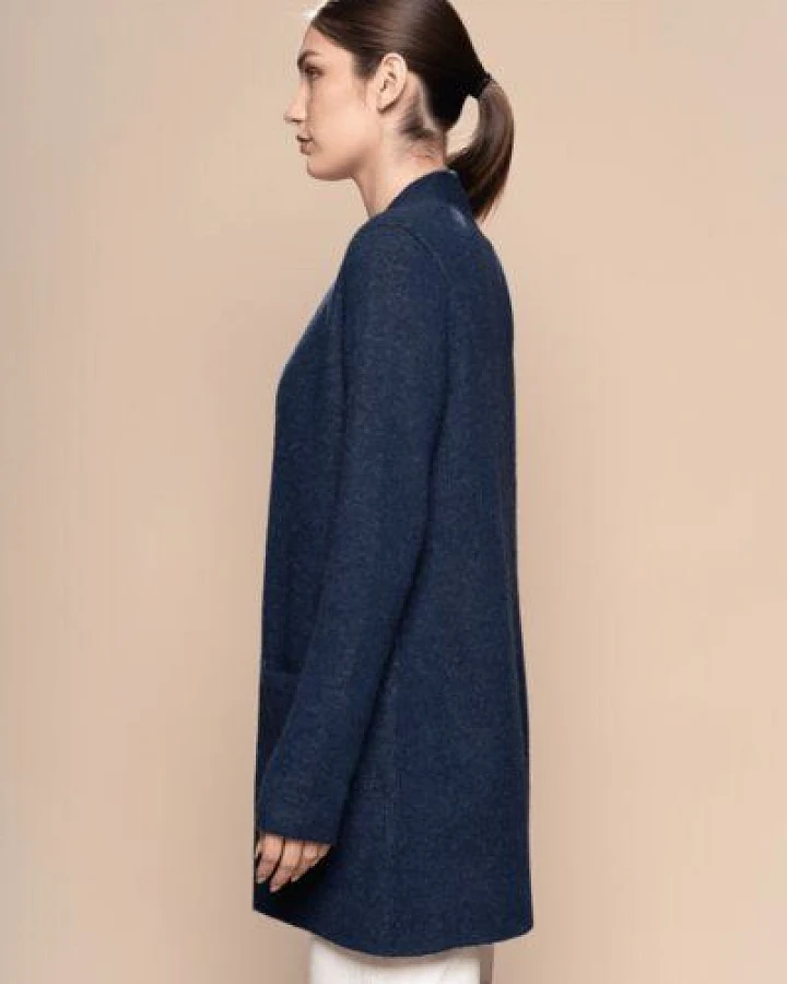 Pukara Alpaka-Cardigan in Navy Blue & Beige