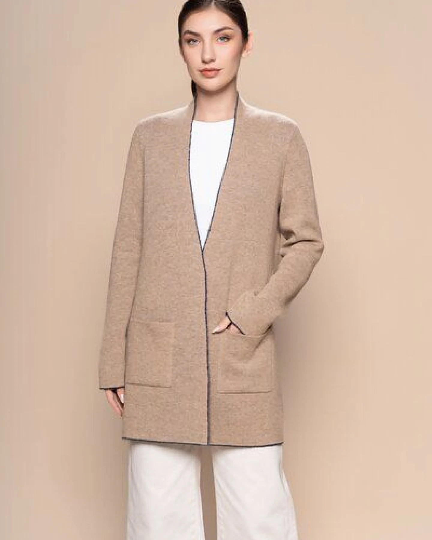 Pukara Alpaka-Cardigan in Navy Blue & Beige – Ansicht 2