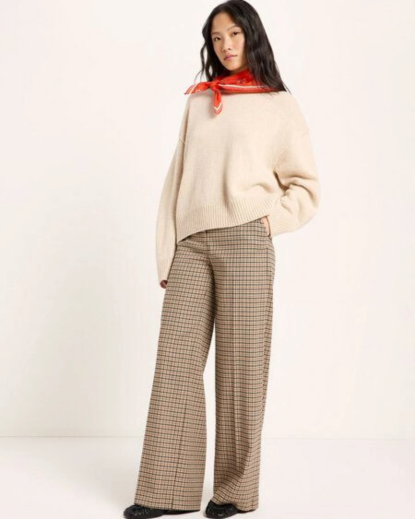 LANIUS Oversized Rundhalspullover aus Schurwolle und Kaschmir – Ansicht 3