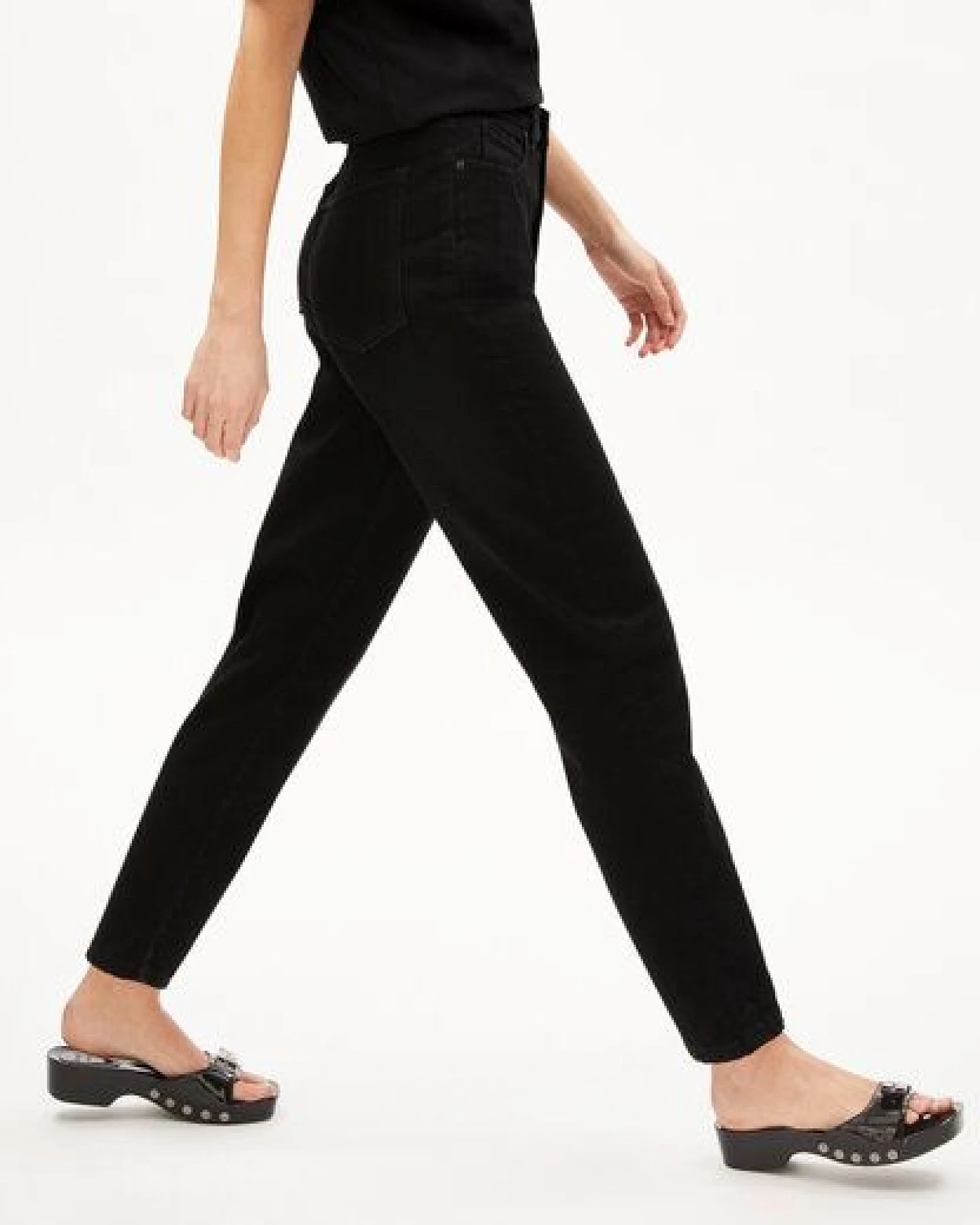 ARMEDANGELS MAIRAA - Damen Jeans Mom Fit High Waist Ankle recycelte Baumwolle Non-Stretch – Ansicht 4