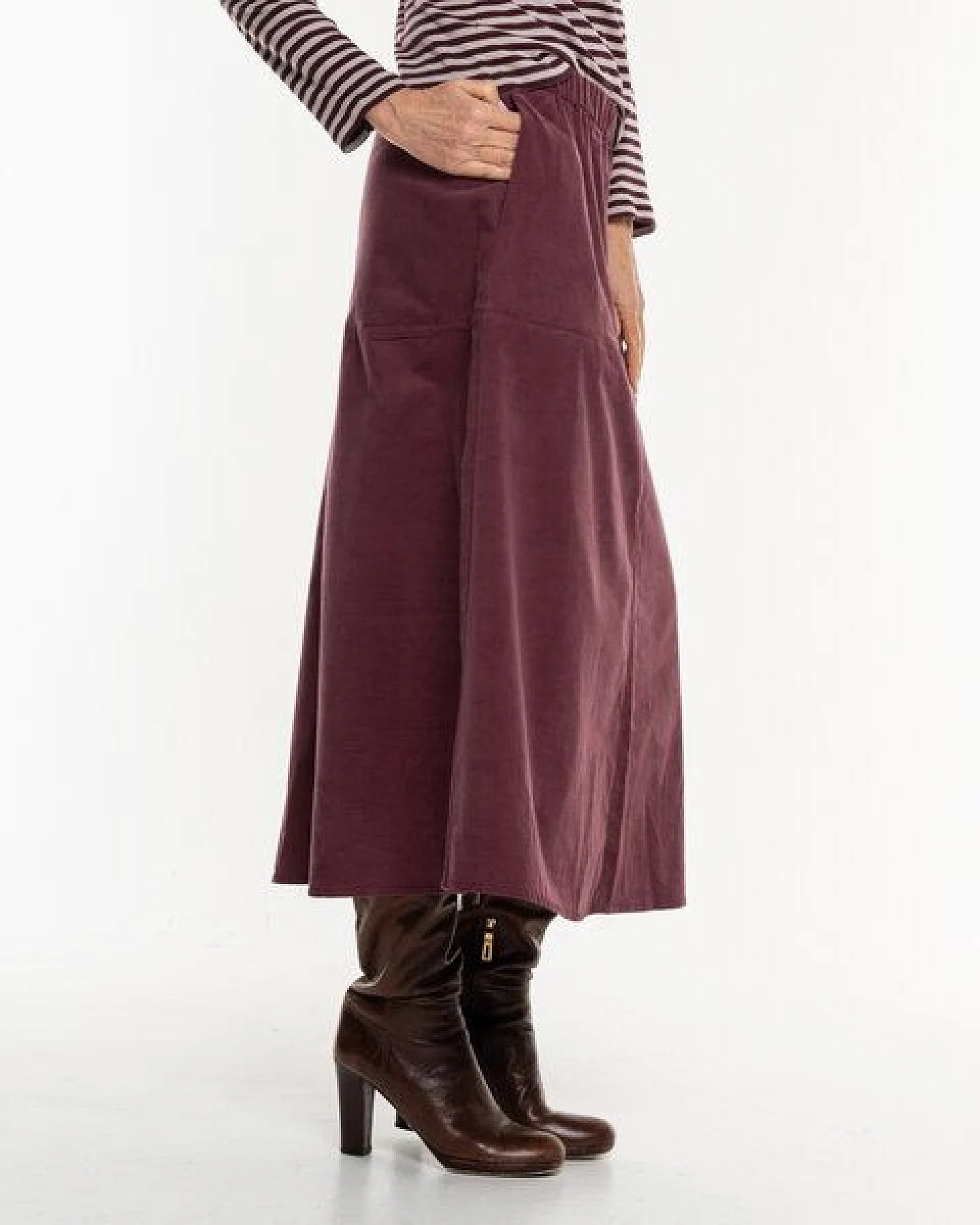 Alma & Lovis Lässiger Feincord-Rock aus Organic Cotton – Ansicht 4