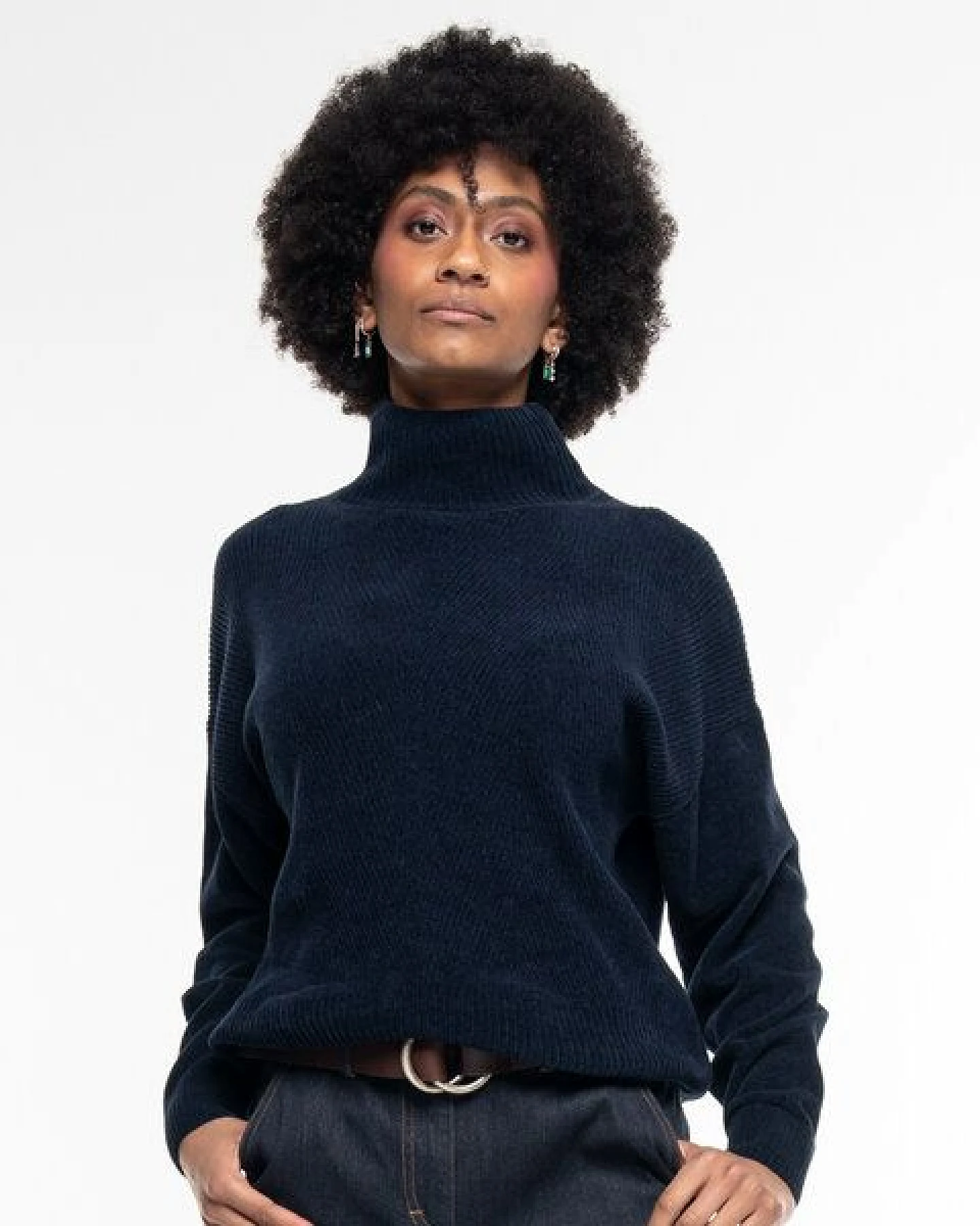 Alma & Lovis Supersofter Chenille-Pullover aus Organic Cotton – Ansicht 4