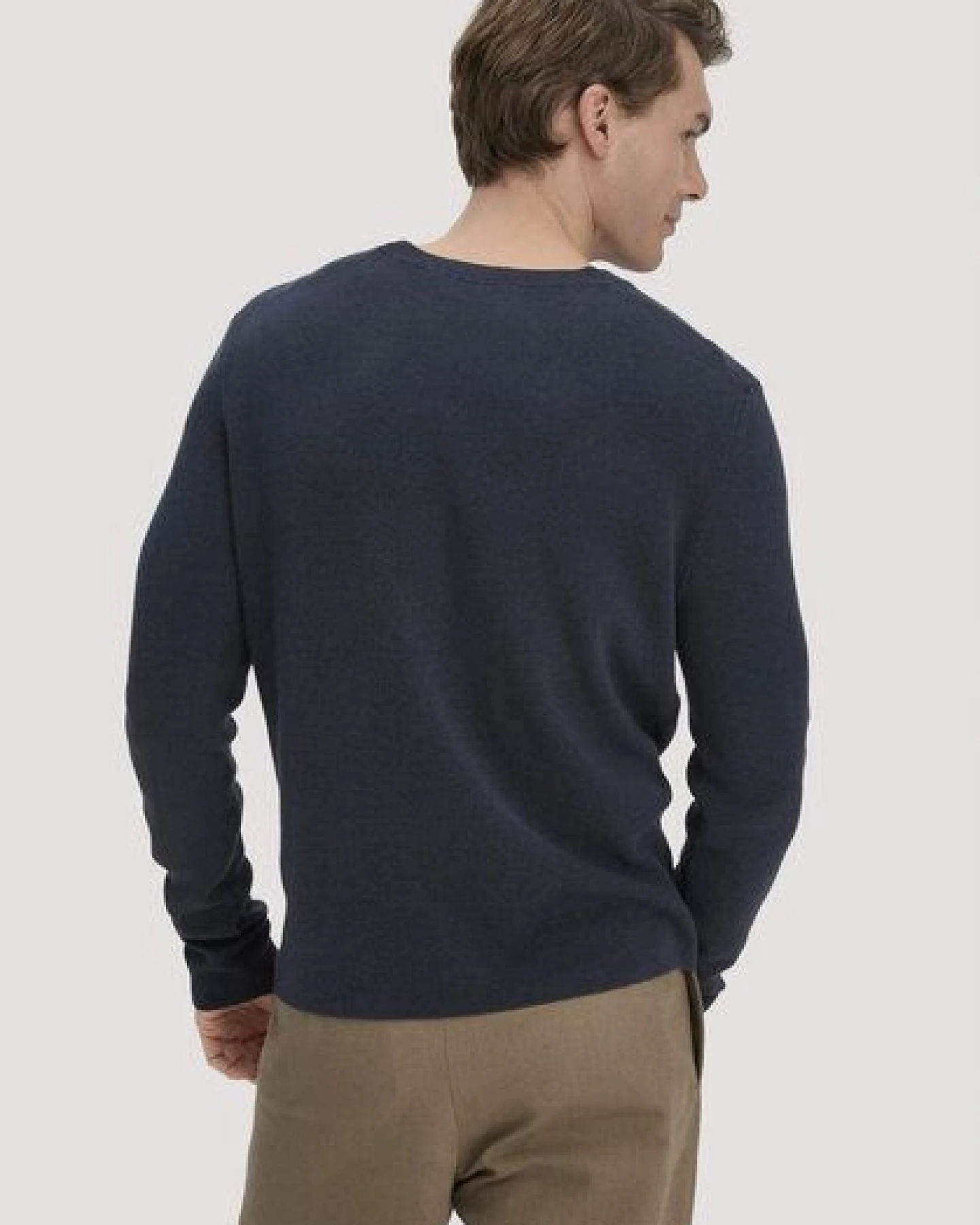 hessnatur Milano Strick Pullover Regular aus Leinen mit Bio-Baumwolle und LENZING ECOVERO Viskose – Ansicht 2