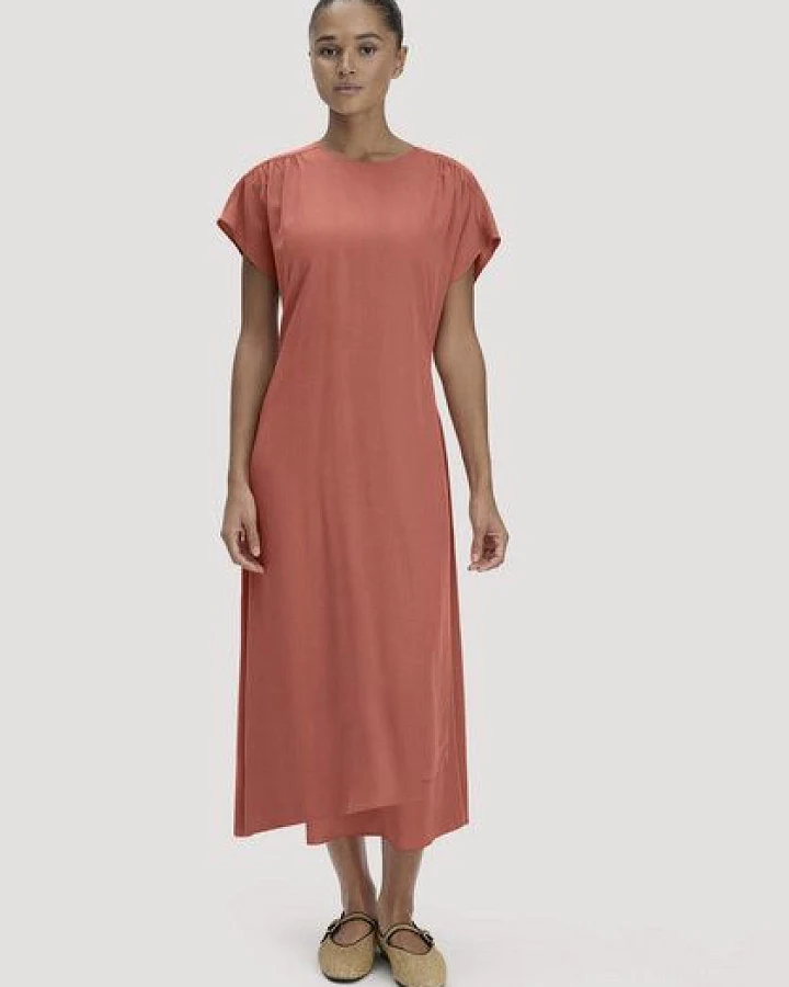 hessnatur Gewebe Kleid mit Wickeloptik Midi aus reinem TENCEL Lyocell