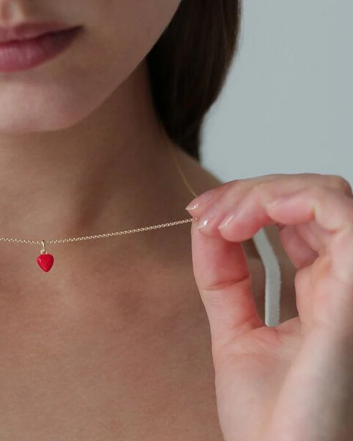 BELLYBIRD Jewellery Halskette - kleines Herz, Anhänger/ 925 Silber vergoldet/ emailliert